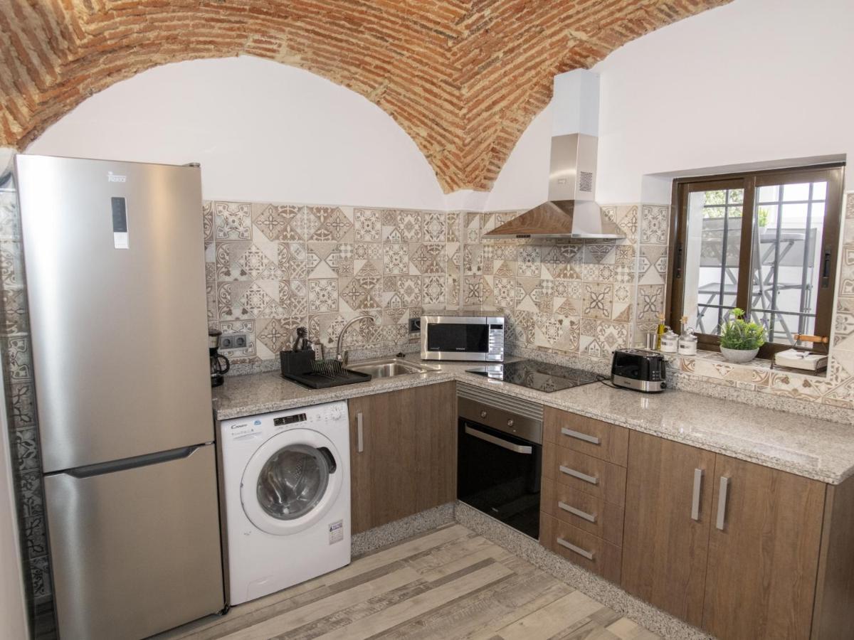 Elegante Apartamento Para 5 En El Centro De Caceres Con Wifi Exterior foto