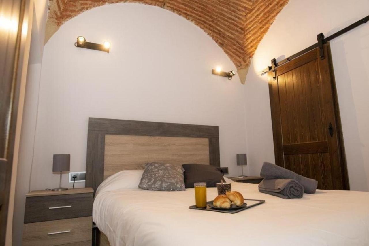 Elegante Apartamento Para 5 En El Centro De Caceres Con Wifi Exterior foto