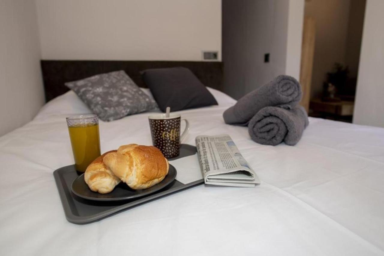 Elegante Apartamento Para 5 En El Centro De Caceres Con Wifi Exterior foto
